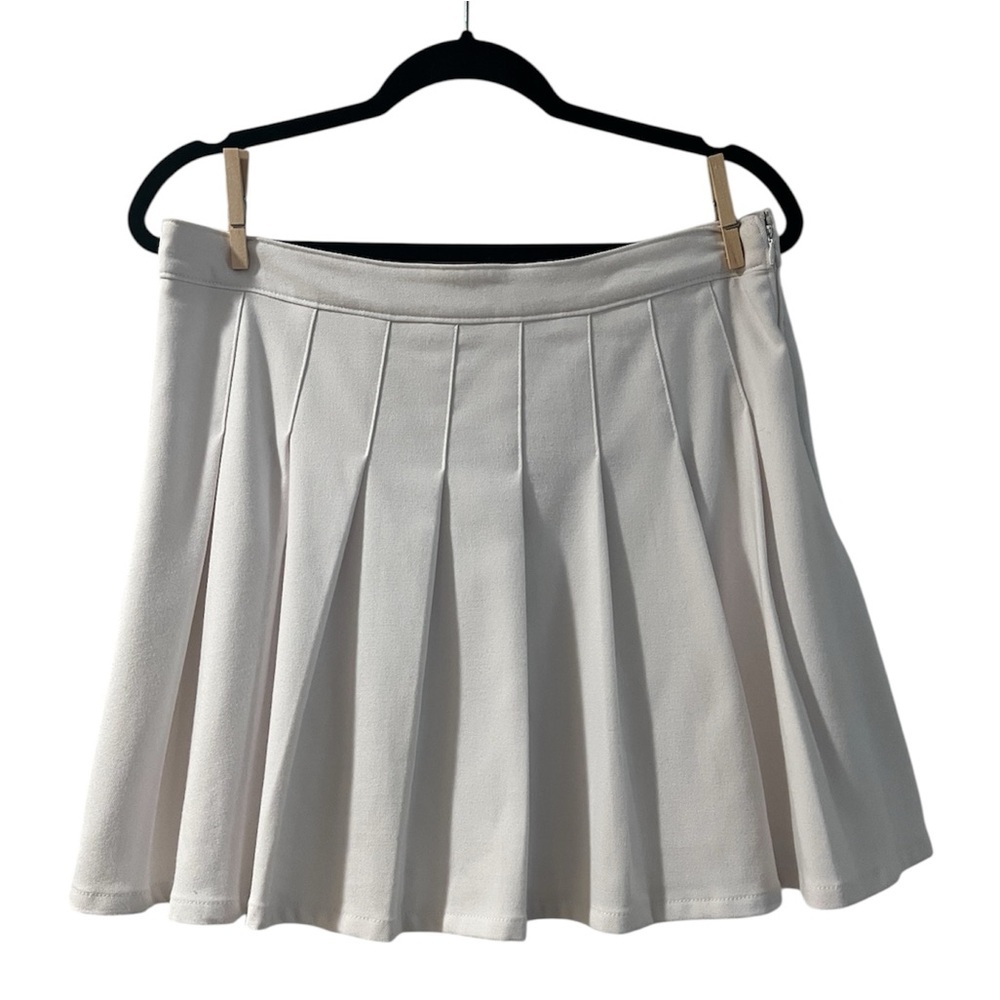 Hollister White Ultra High-Rise Pleated Tennis Skirt- Size Lg